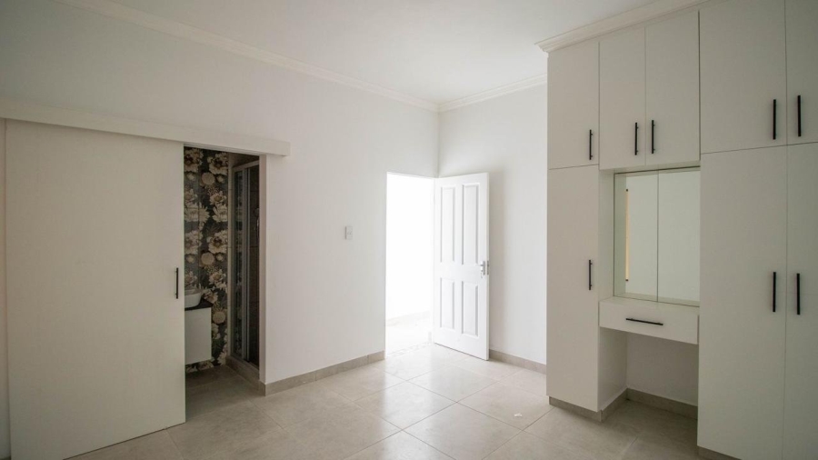3 Bedroom Property for Sale in Fraaiuitsig Western Cape
